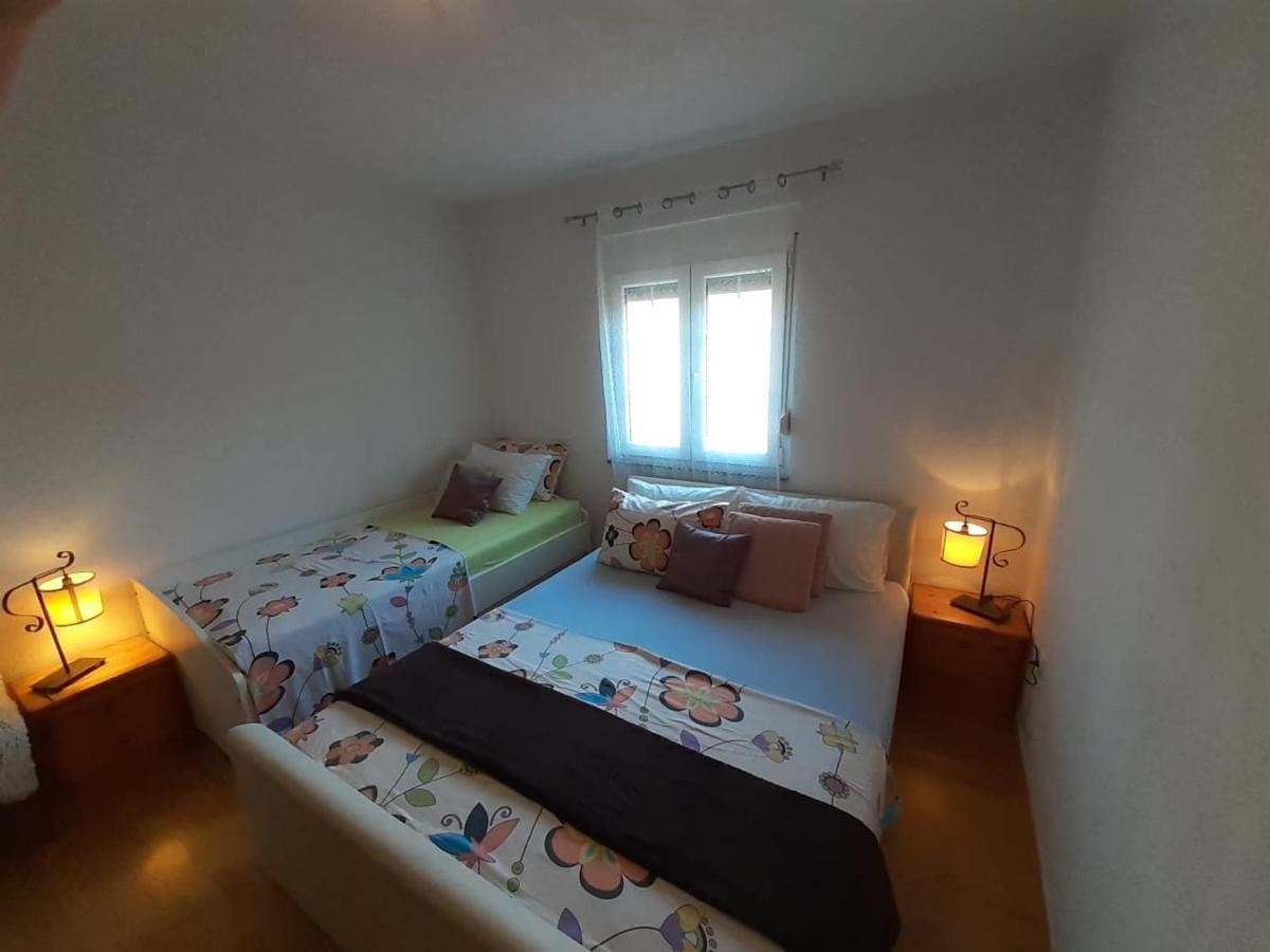 Apartments With A Parking Space Vodice - 13973 エクステリア 写真